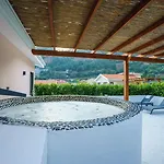The Pearl Hotel 4*
