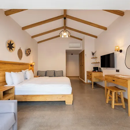The Pearl Hotel