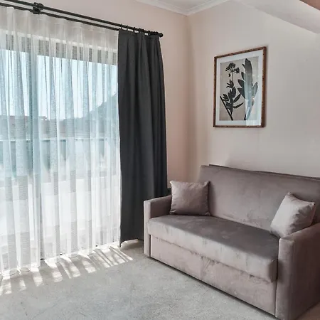 The Pearl Hotell 4*
